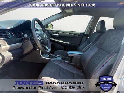 2015 Toyota Camry SE